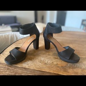 Paul Green Platform Heels